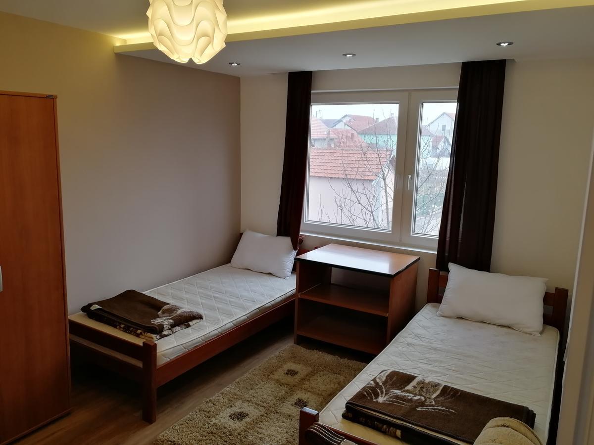 Apartments "Predah Kod Baraca" Nis Ngoại thất bức ảnh