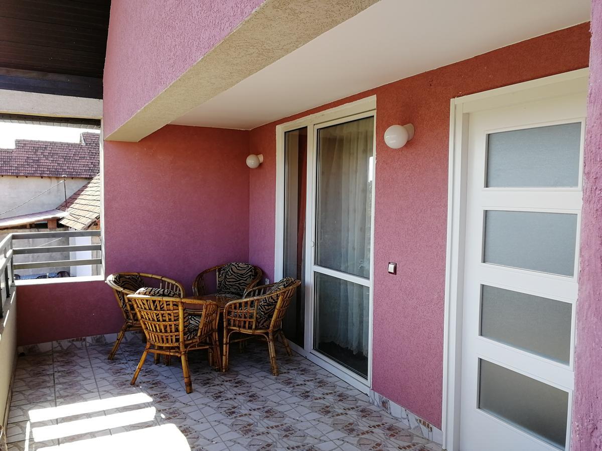 Apartments "Predah Kod Baraca" Nis Ngoại thất bức ảnh