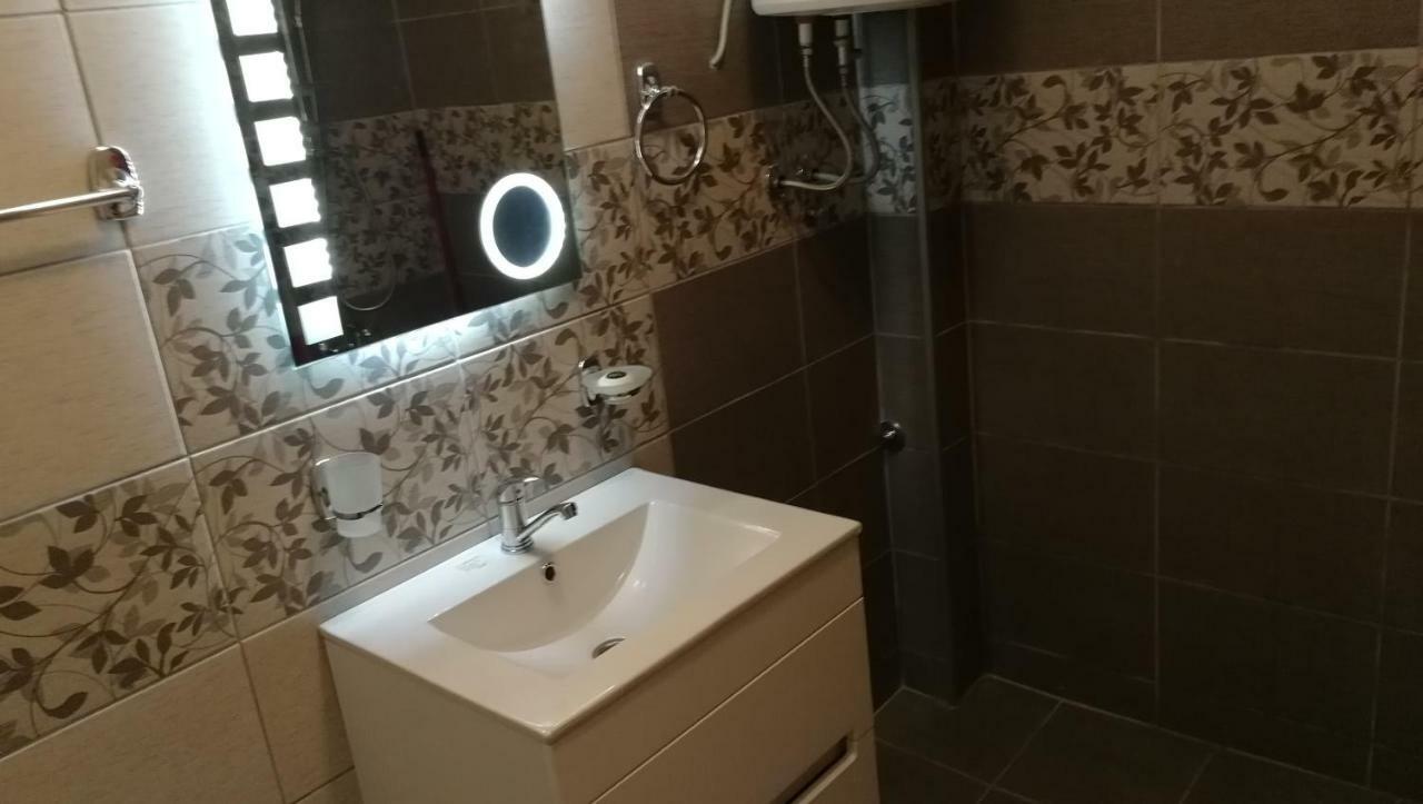 Apartments "Predah Kod Baraca" Nis Ngoại thất bức ảnh